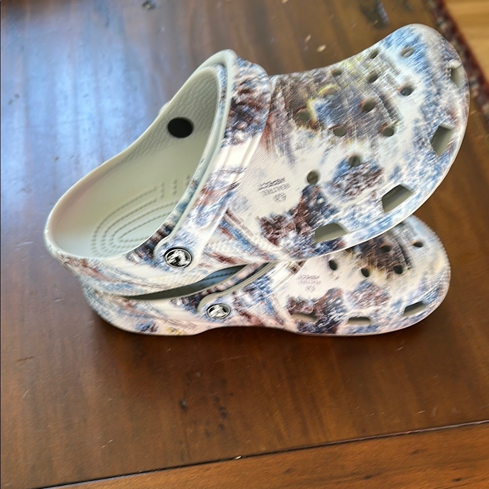 CROCS White and Blue Athletic Shoes with Ventilation - Picture 5 of 6